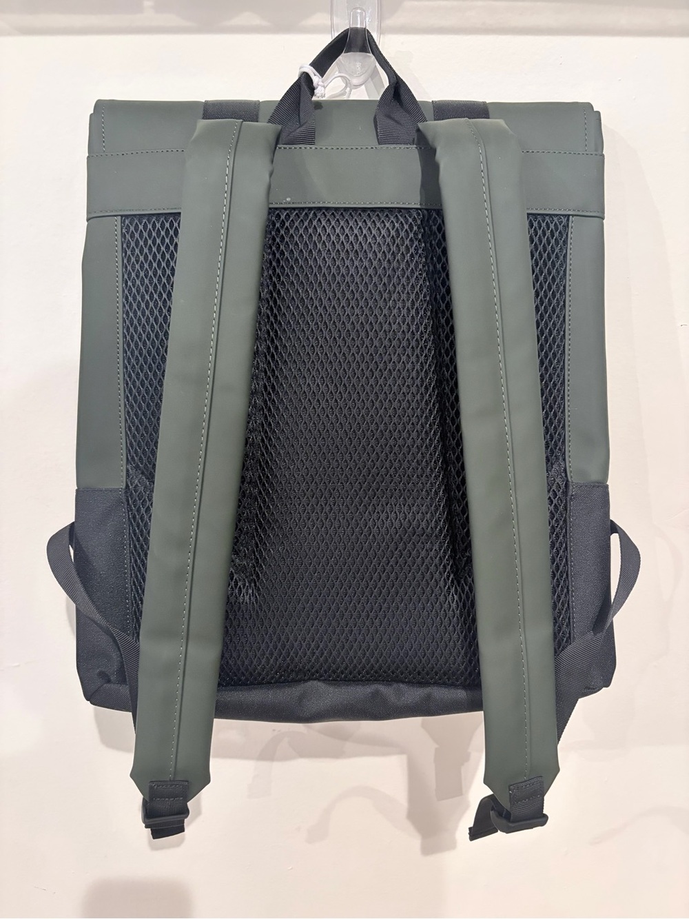 NWT Rains MSN Backpack in Olive Green and Black - Picture 2 of 6